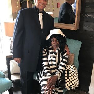 Meet your Posher, Janis